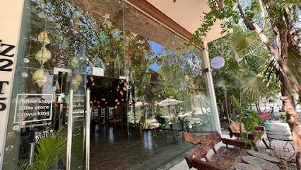 Mayaxel Cafe